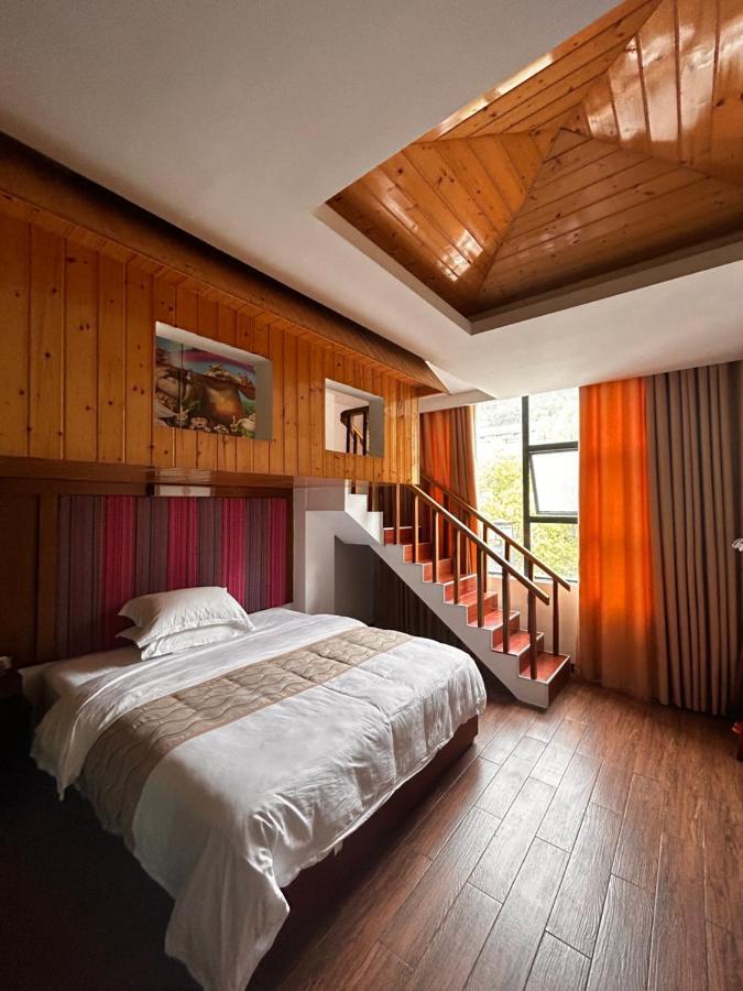Family Hotel Zhangjiajie Exteriör bild